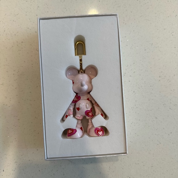 Disney-BAUBLEBAR Heart Mickey - Picture 4 of 10